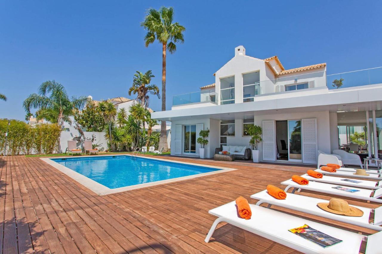 Villa Maresia Dourada กีอา ภายนอก รูปภาพ